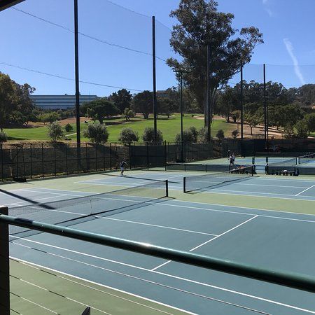 Peninsula Golf and Country Club